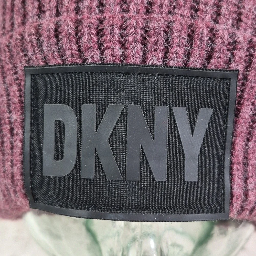 Dkny good pre